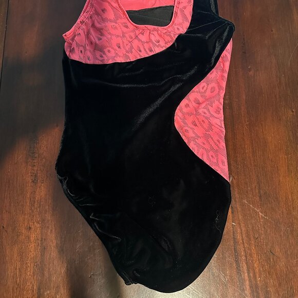 GK Elite - YM, neon pink and black velvet leotard - Picture 2 of 2